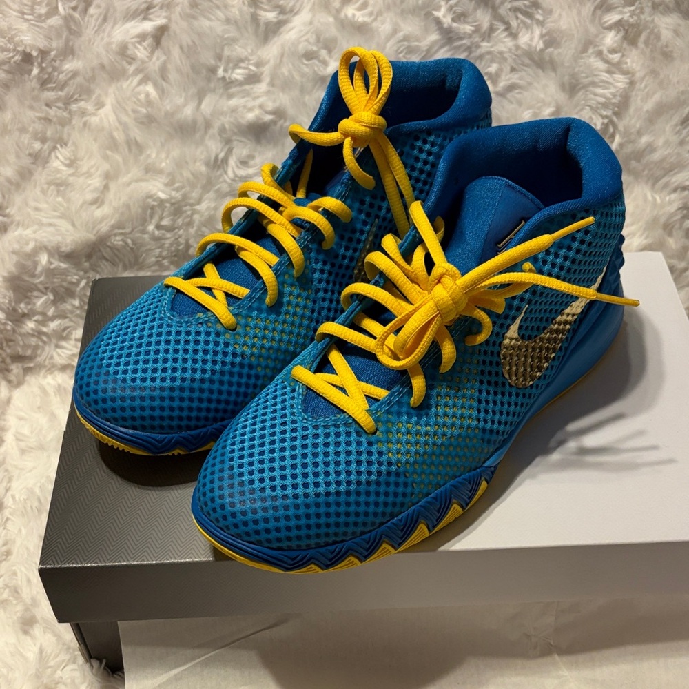 Nike Kids Vibrant Blue and Gold Sneakers